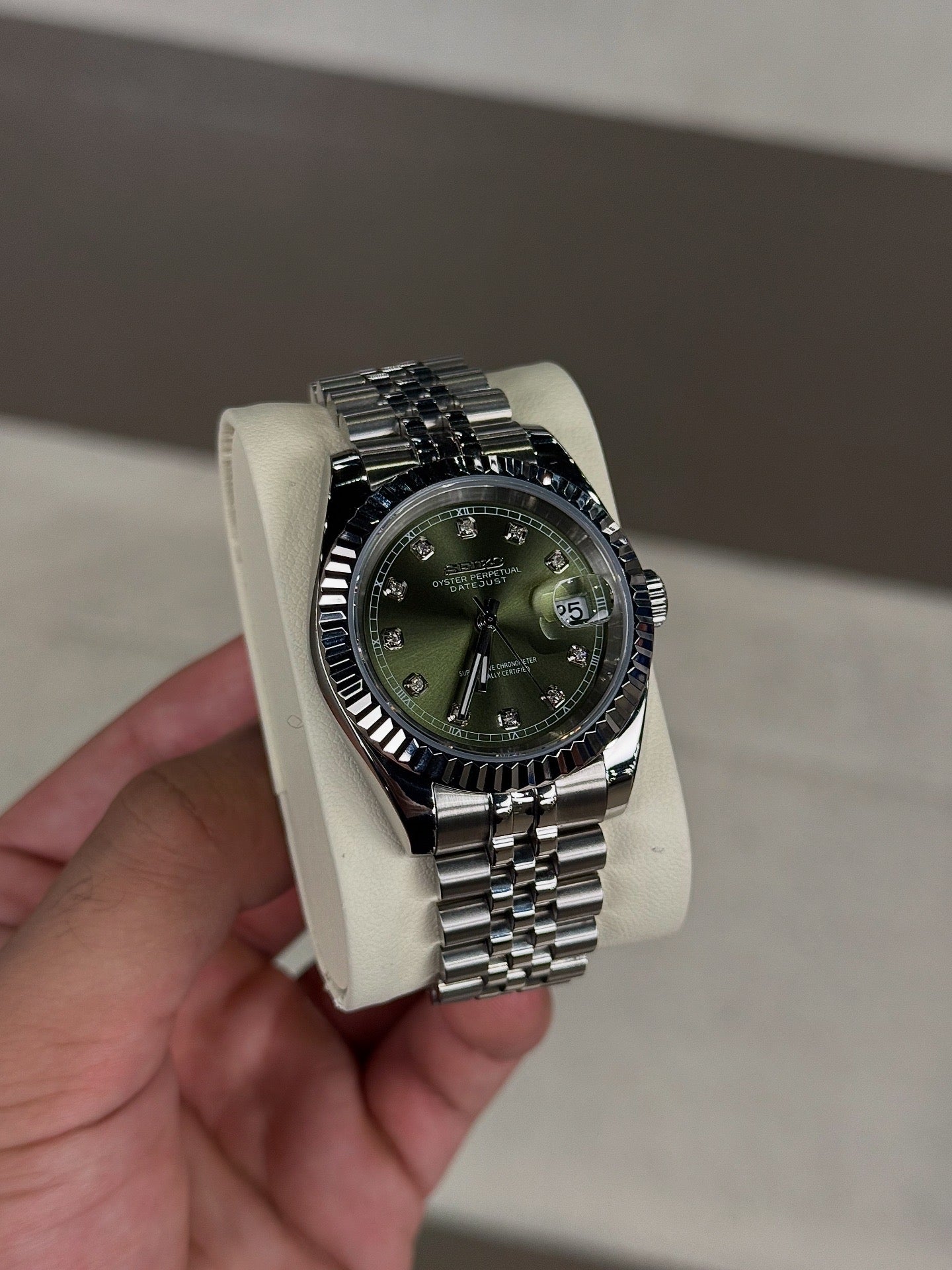 Green Diamond Dial