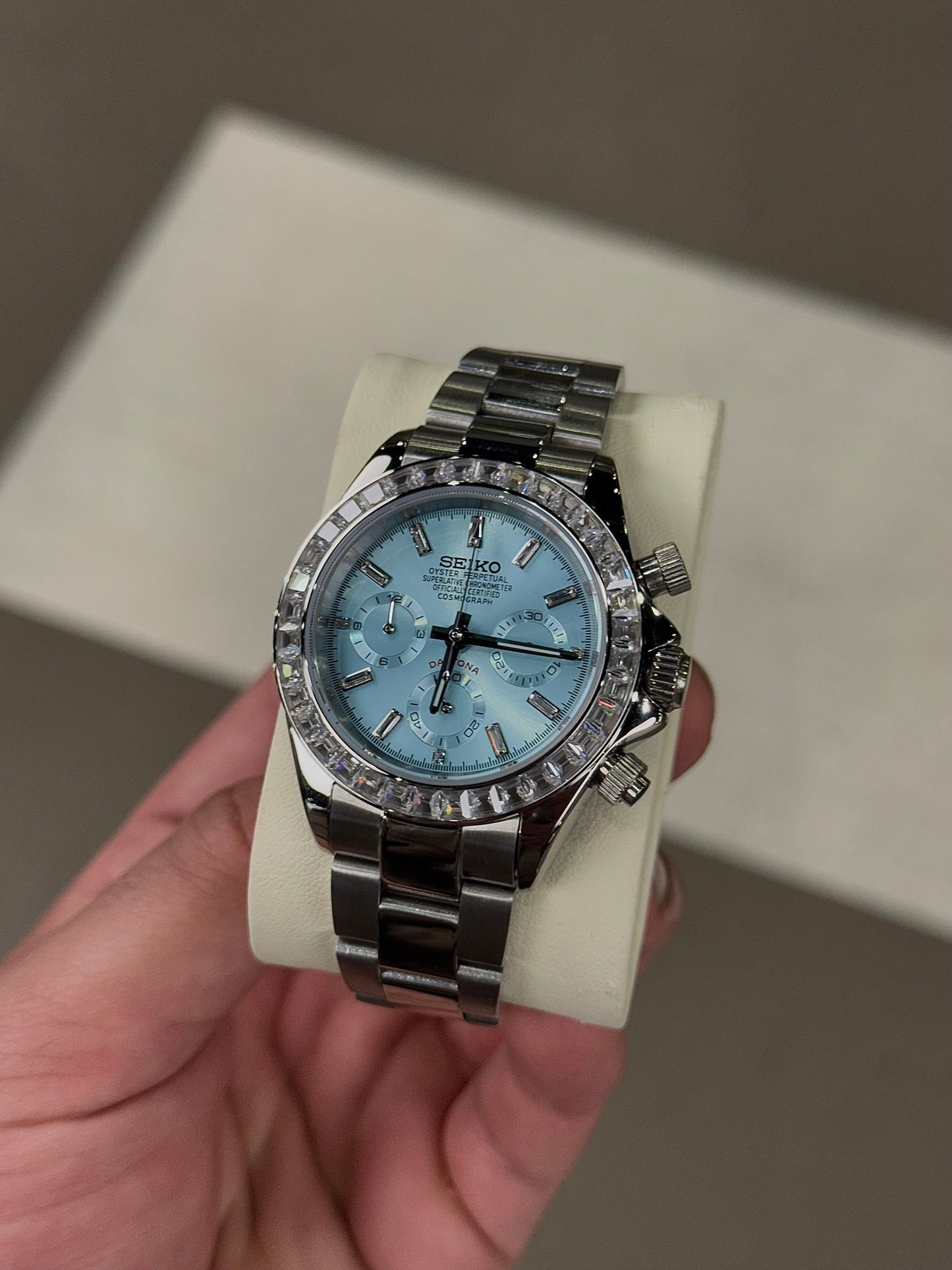 Glacier Platinum Dial