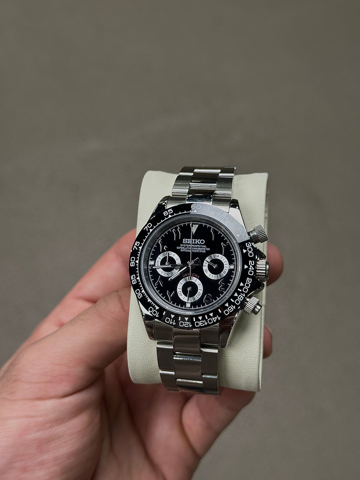 Shadow Racer Arabic Dial