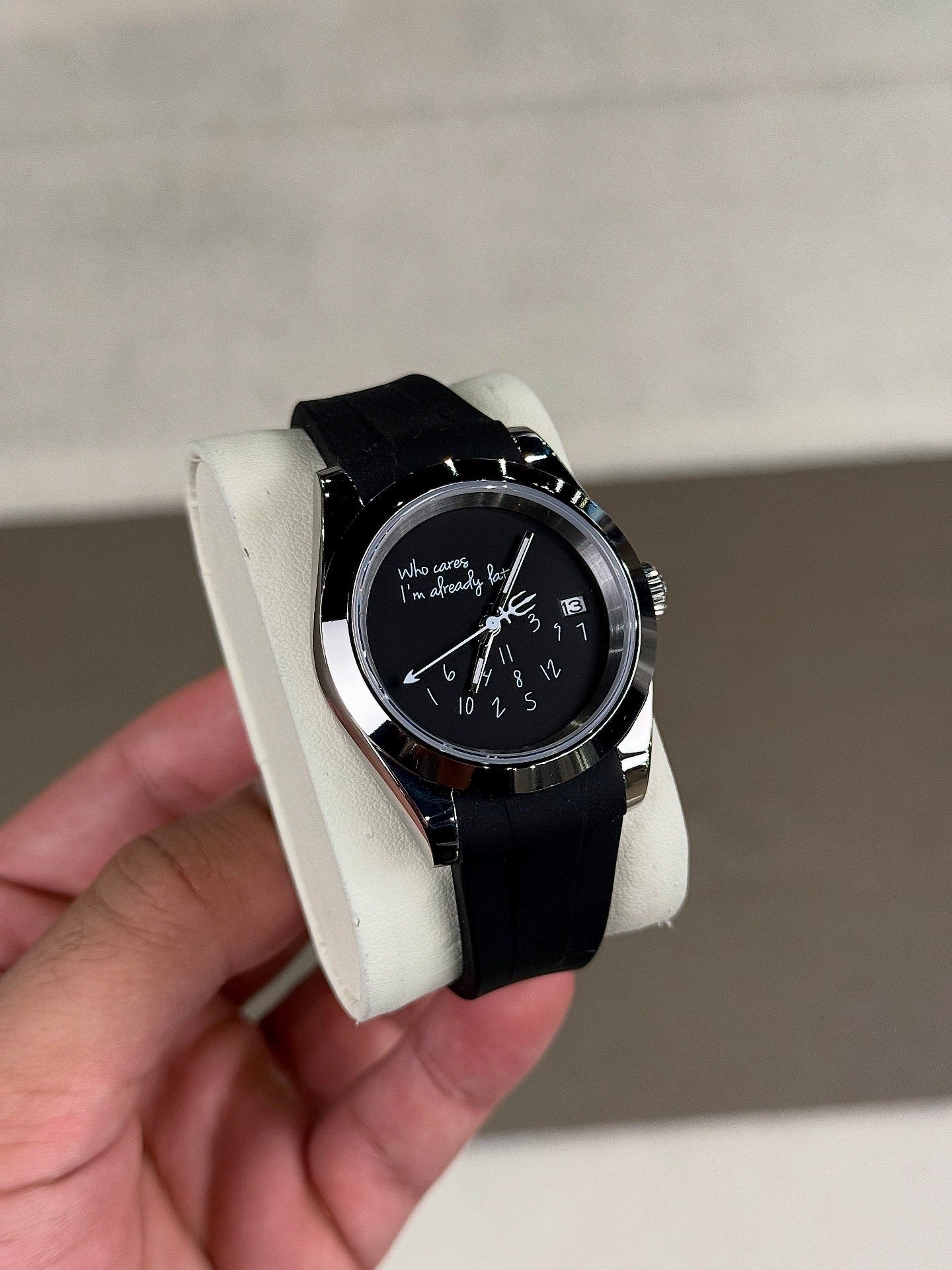 Noir Classic Dial