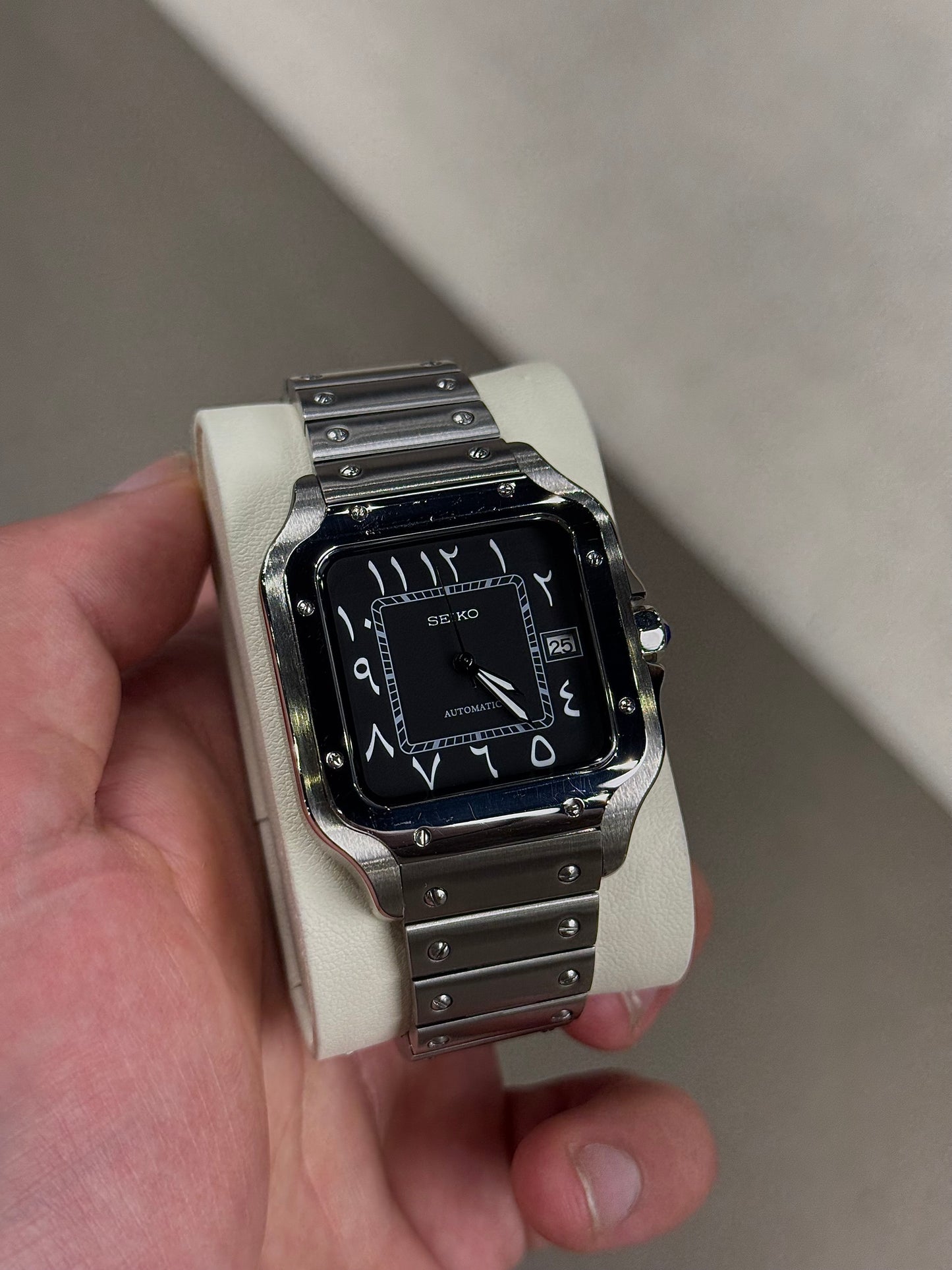 Batman Arabic Night Dial