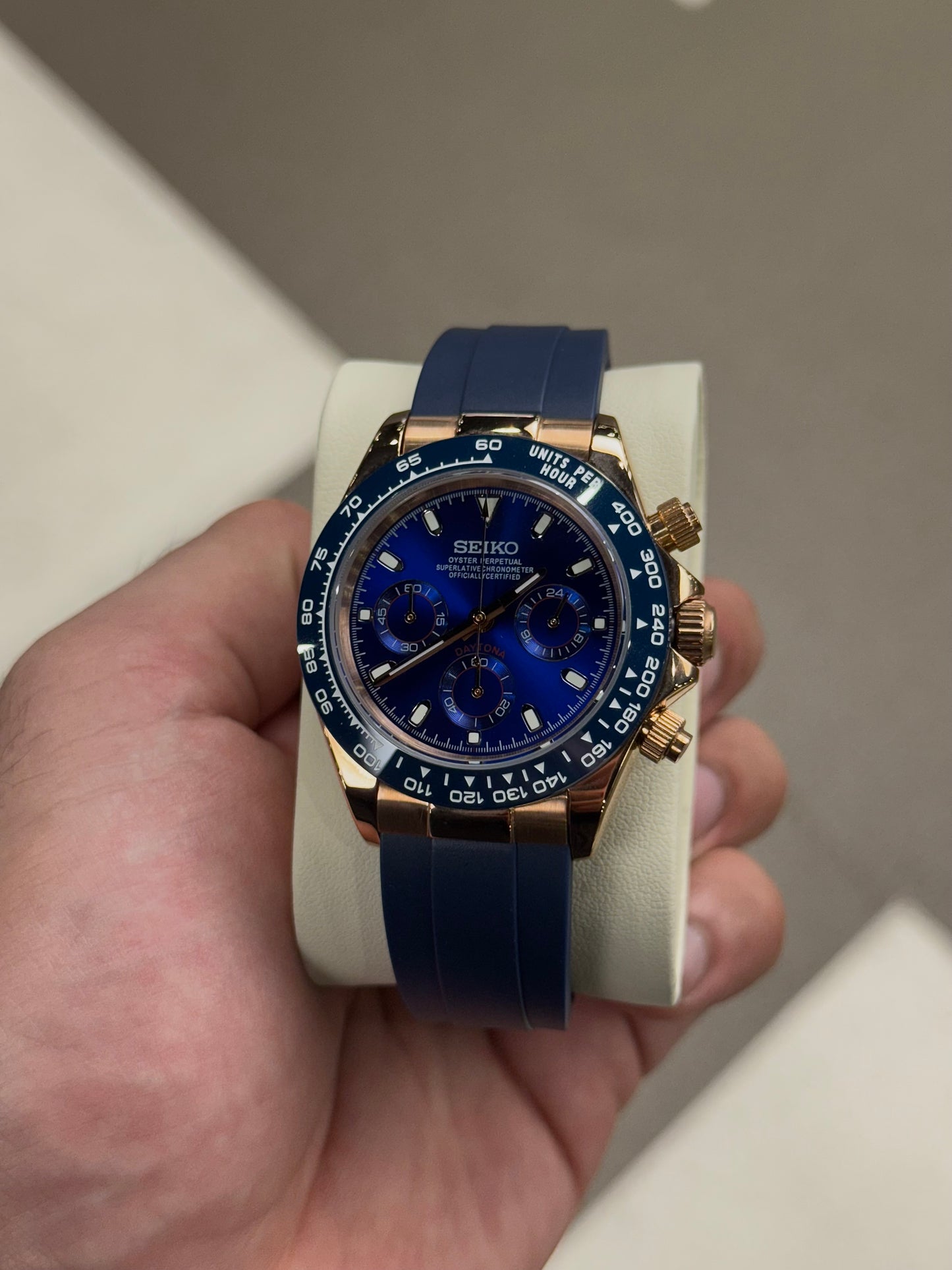 Deep Sea Rose Dial