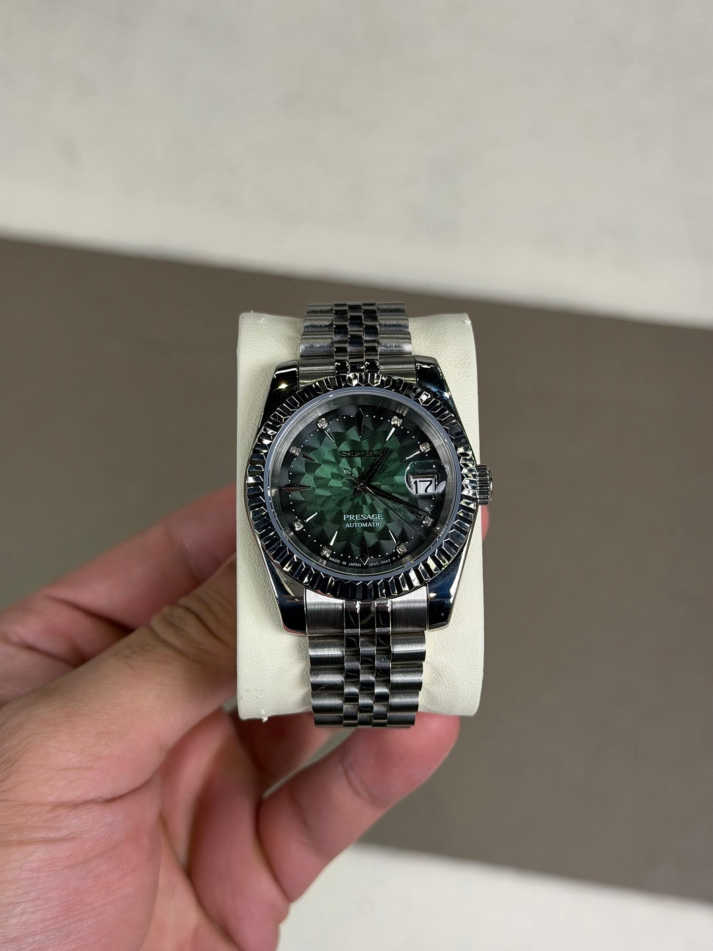 Geometric Mint Green