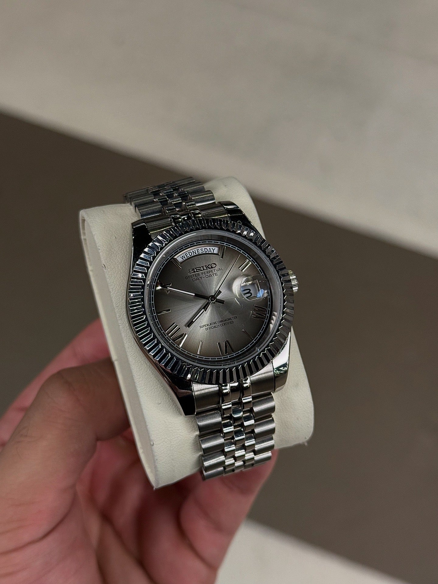Arctic Roman Dial