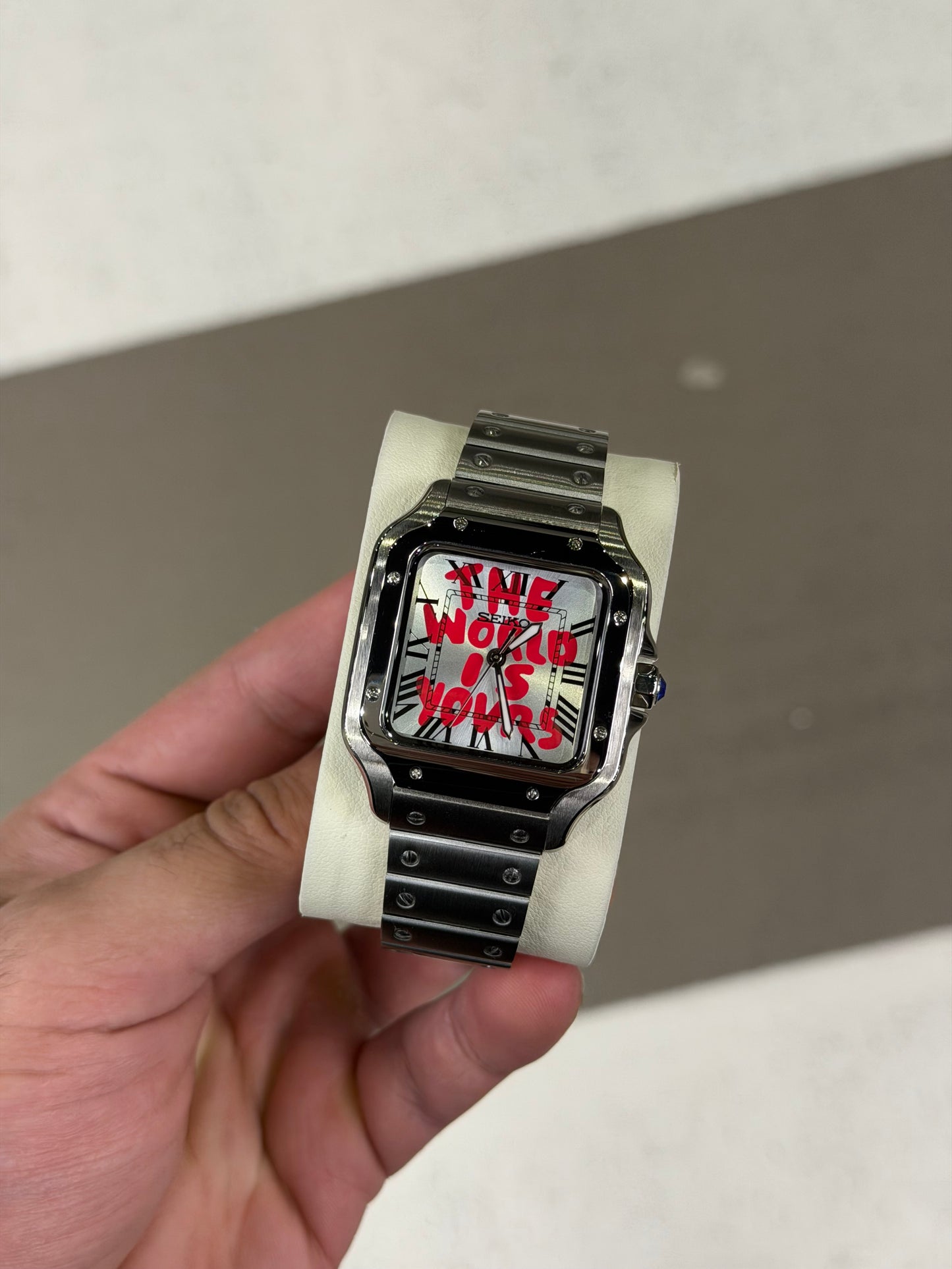 ‘The World is Yours’ Dial