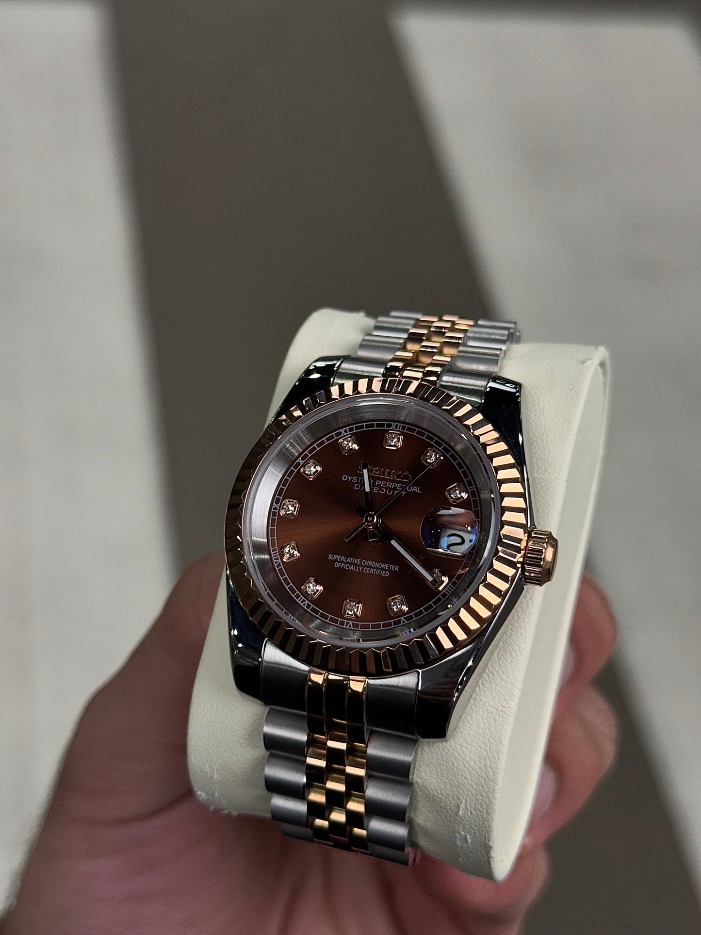 Chocolate Diamond Dial