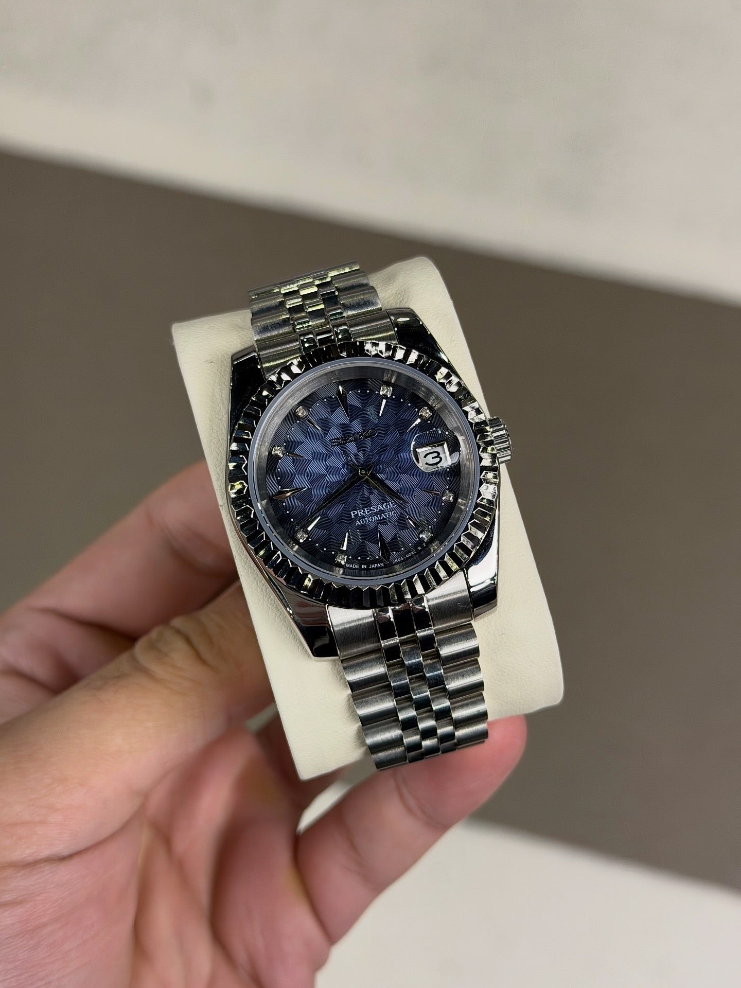 Geometric Emperor Dial