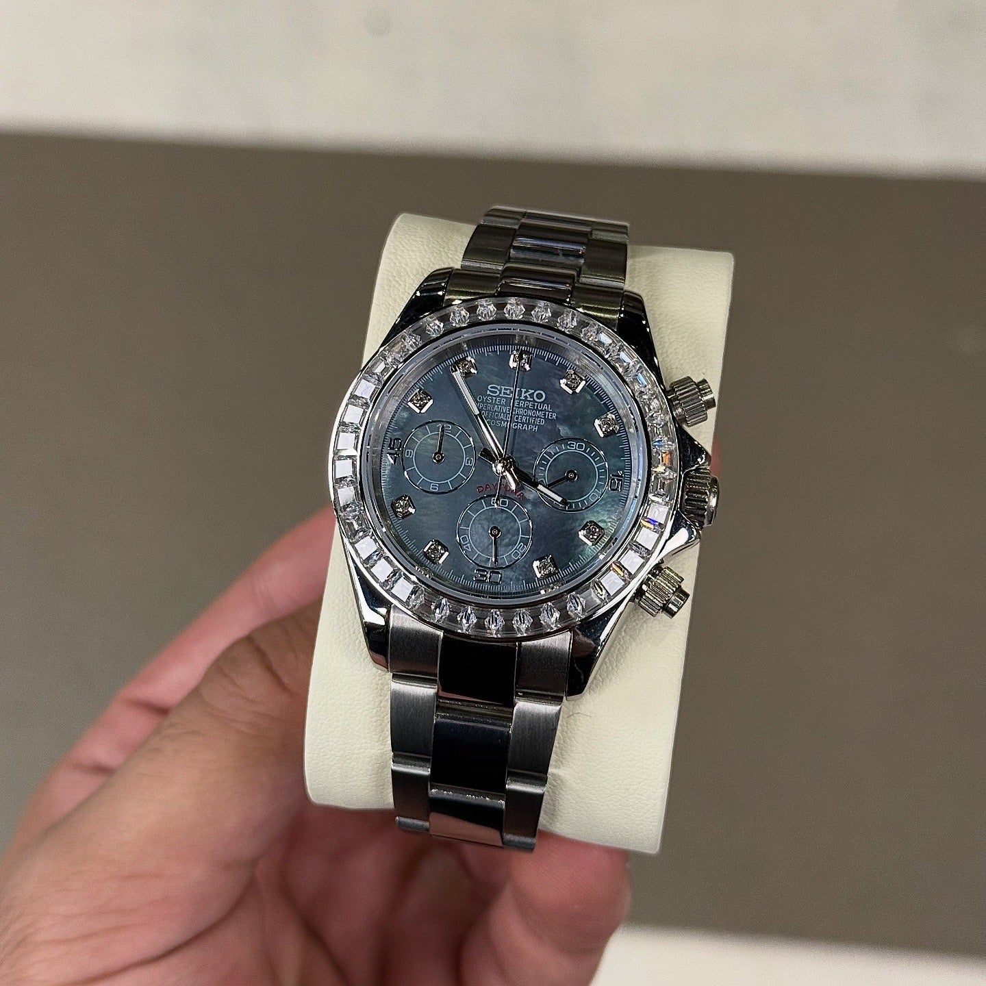 Mother of Pearl Diamond Dial