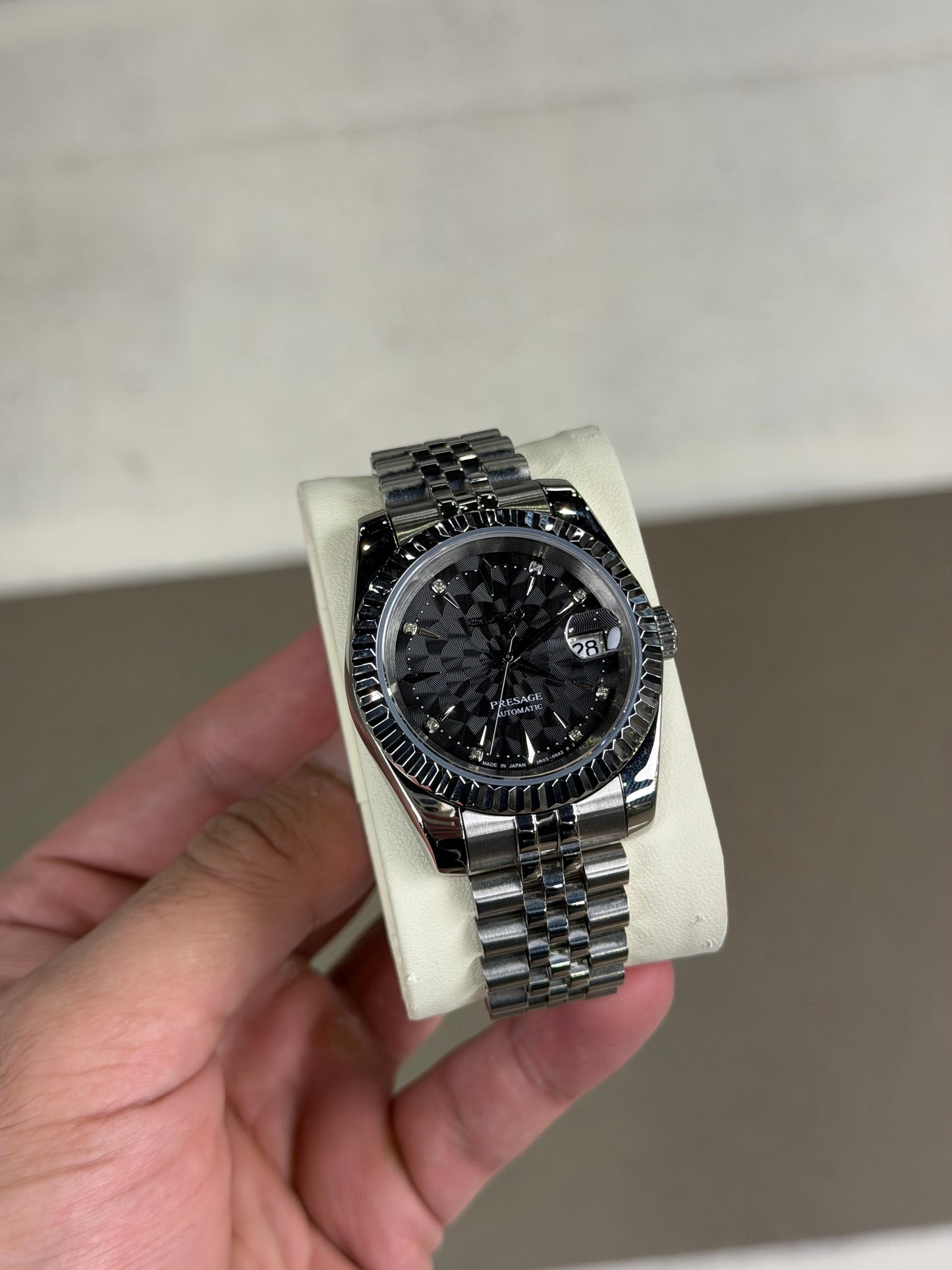 Geometric Majesty Dial