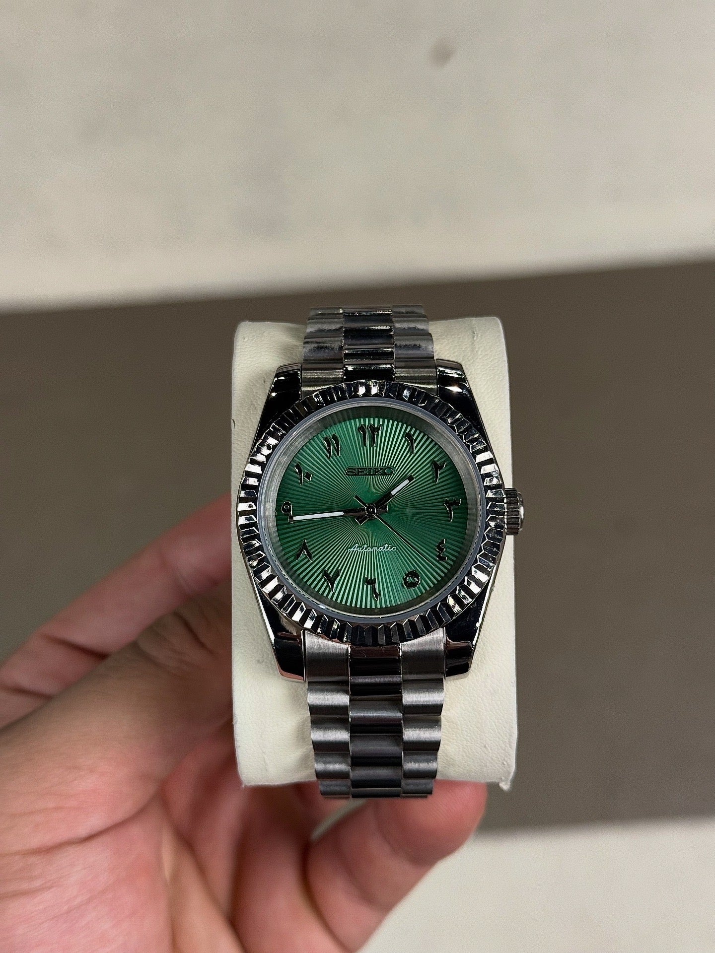 Forest Green Arabic