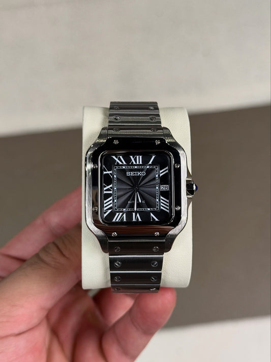 Noir Batman Roman Dial