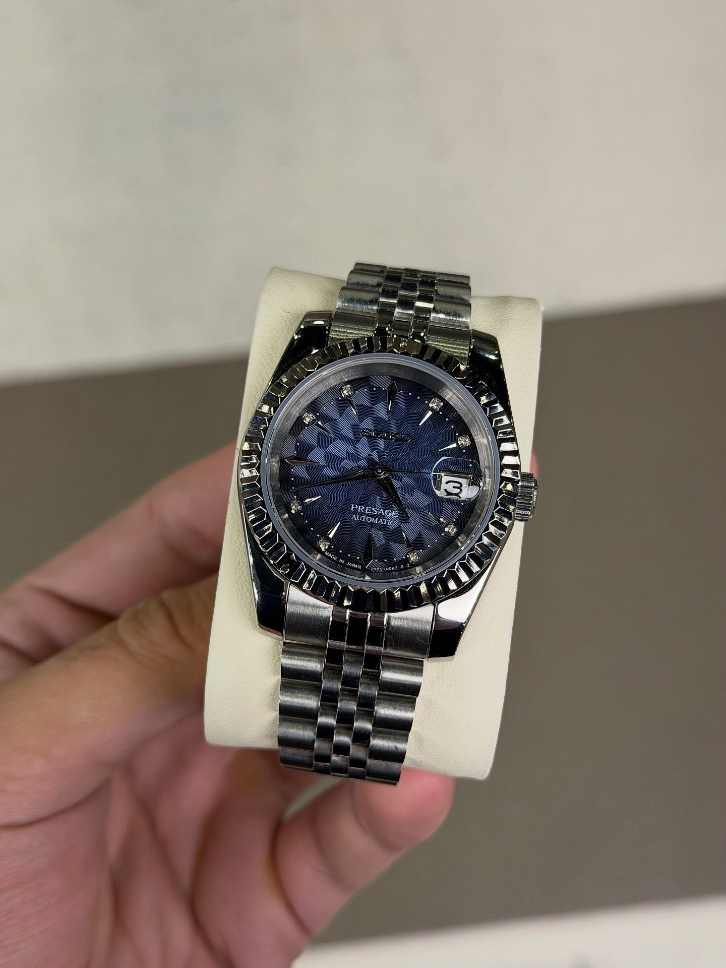 Geometric Emperor Dial