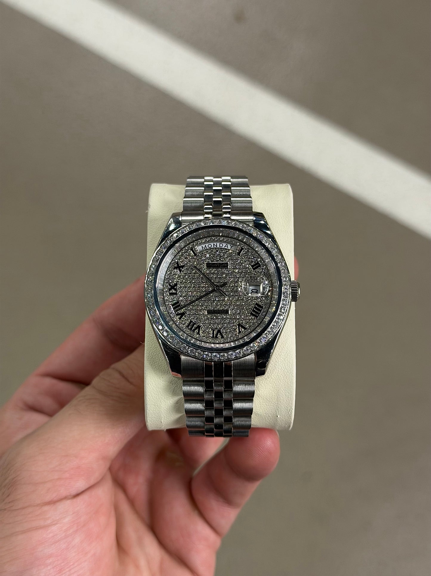 Eternal Frosted Dial