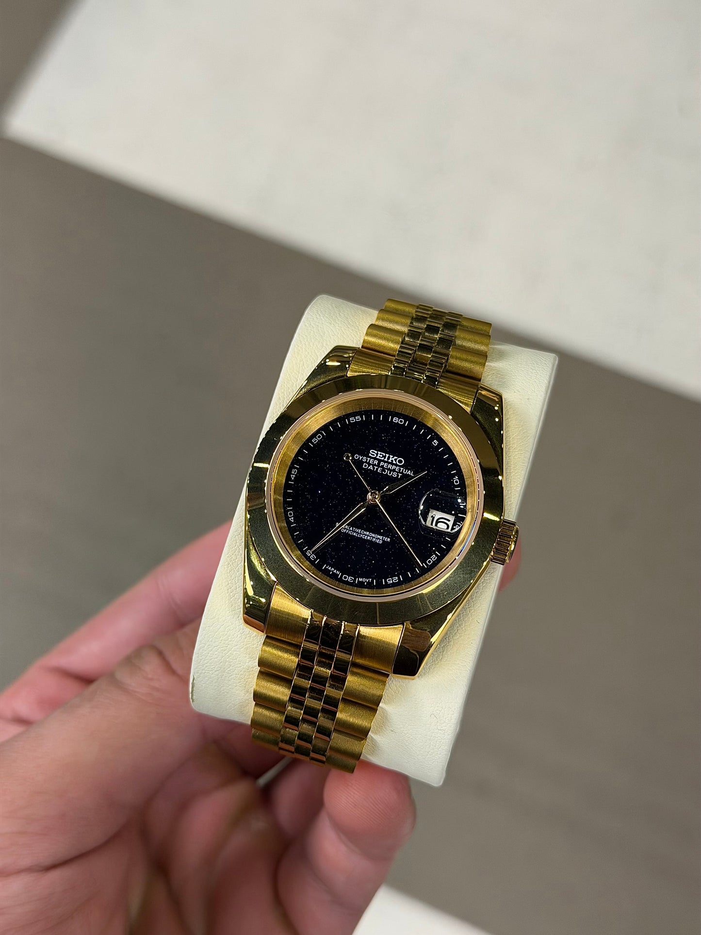 Galactic Galaxy Gold